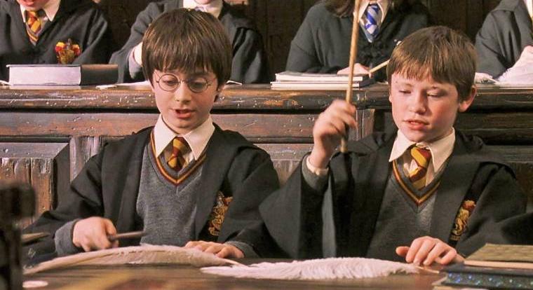 Daniel Radcliffe szerint is kínos volt a színészi játéka az első Harry Potter-filmekben