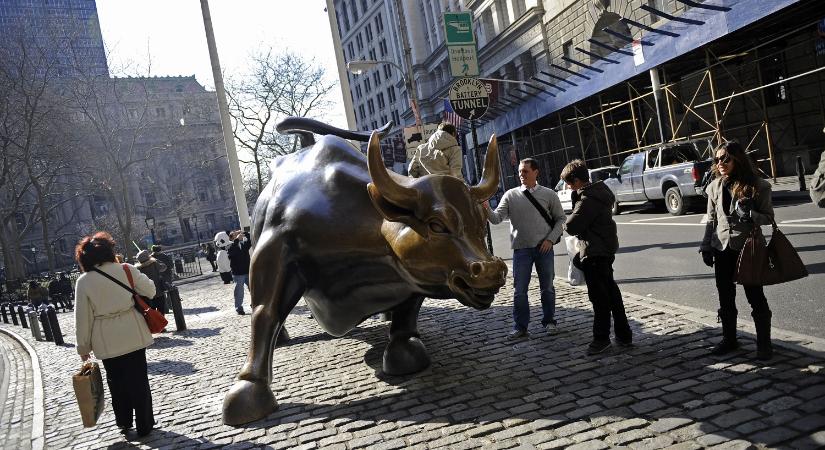 Meghalt a híres Wall Street-i bikaszobor alkotója