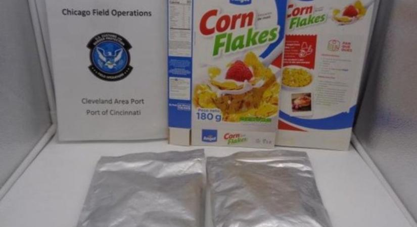 Közel 20 kilónyi, kokainnal „édesített” gabonapelyheket találtak az amerikai vámosok