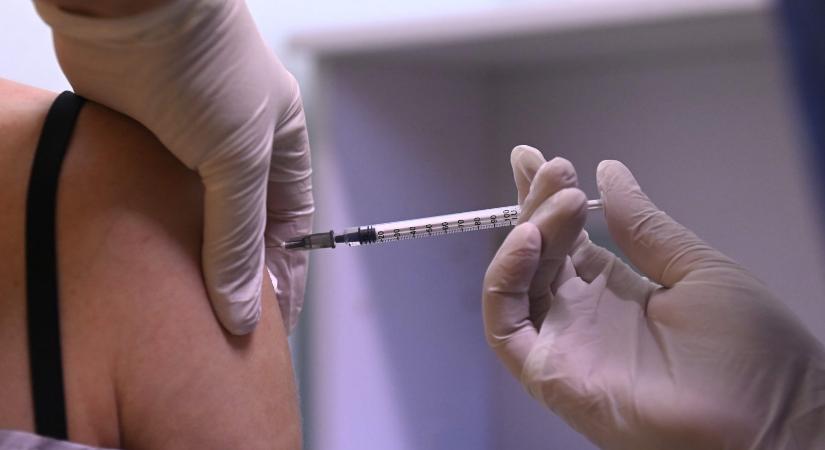 Vakcina kisokost állított össze egy háziorvos