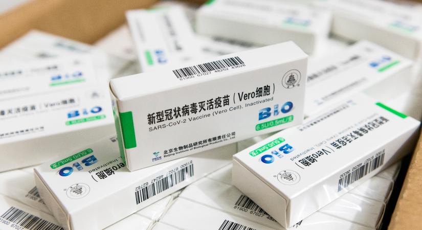 275 ezer embert olthatnak be a héten az életmentő kínai vakcinával