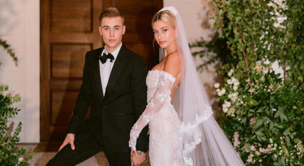 Cuki fotóval ünnepli házasságát Justin Bieber és Hailey Bieber