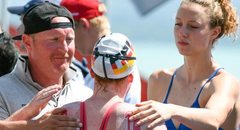 A szexuális zaklatással vádolt német úszóedző hirtelen visszavonult