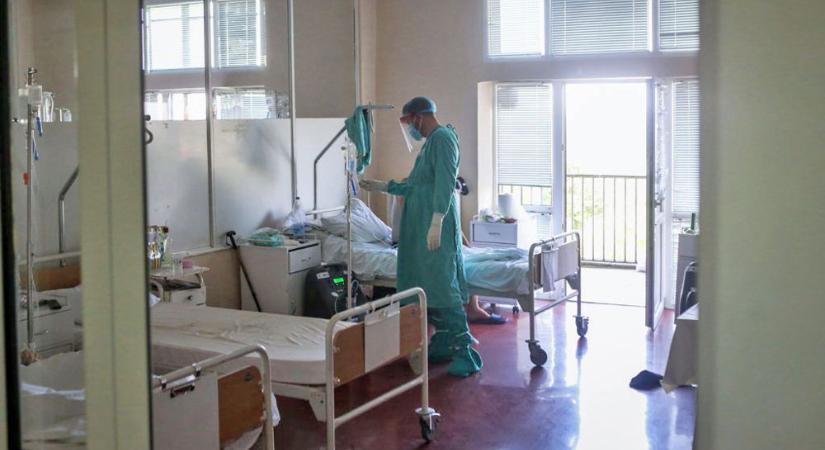 Ismét jelentősen emelkedett a fertőzöttek száma Csongrád-Csanádban
