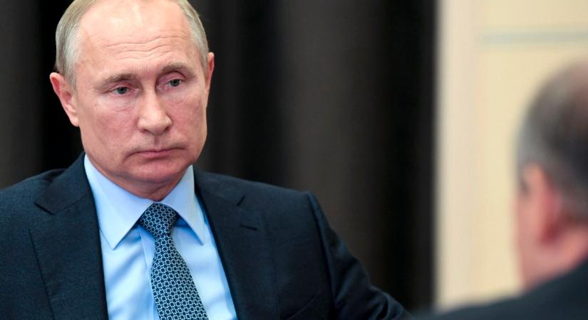 Putyin szerint „provokációra” készülnek Oroszország ellen