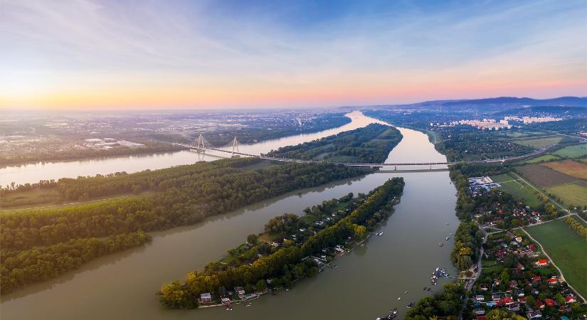 Hat Duna-menti országot összefogó turisztikai program indul