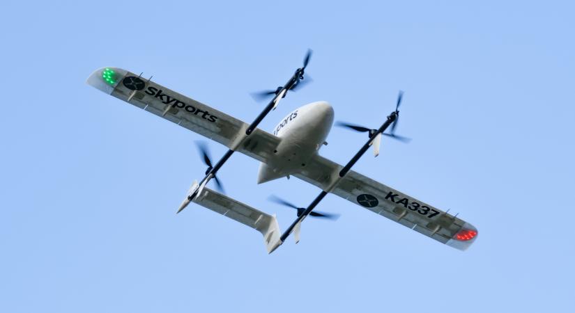 Skóciában drónokkal szállítják a koronavírus elleni harc eszközeit