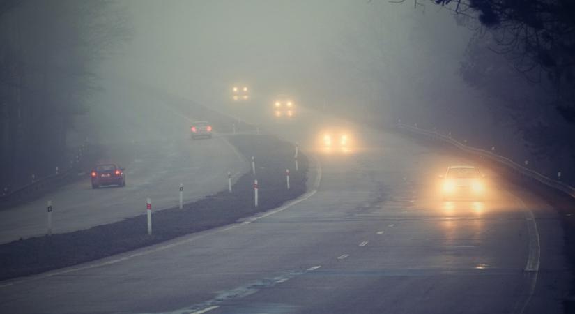 Bács-Kiskun megye lakóit ismét sűrű ködre figyelmeztetik
