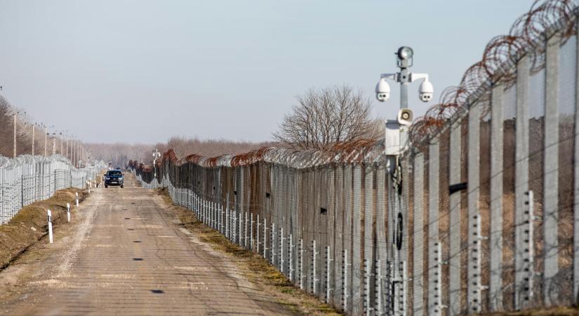 Az uniós főtanácsnok szerint jogsértő, hogy Magyarországon bűncselekménynek minősítik a menedékkérők számára történő segítségnyújtást