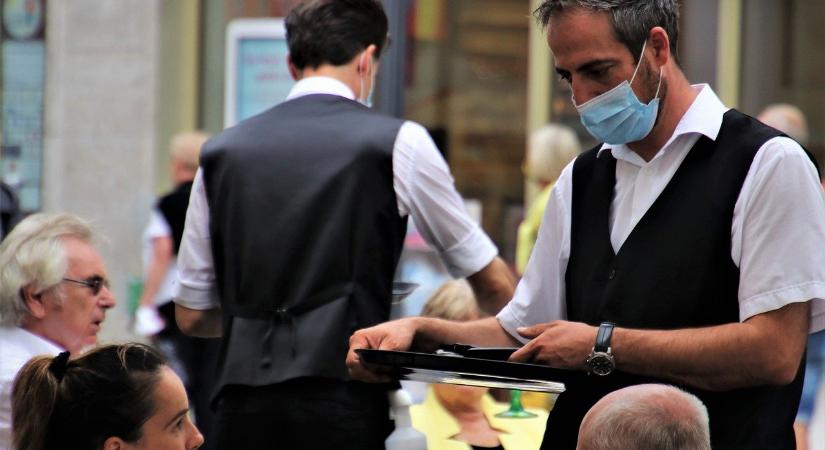 Koronavírus – Ausztriában a vendéglátó- és szállodaipar mielőbbi nyitást követel