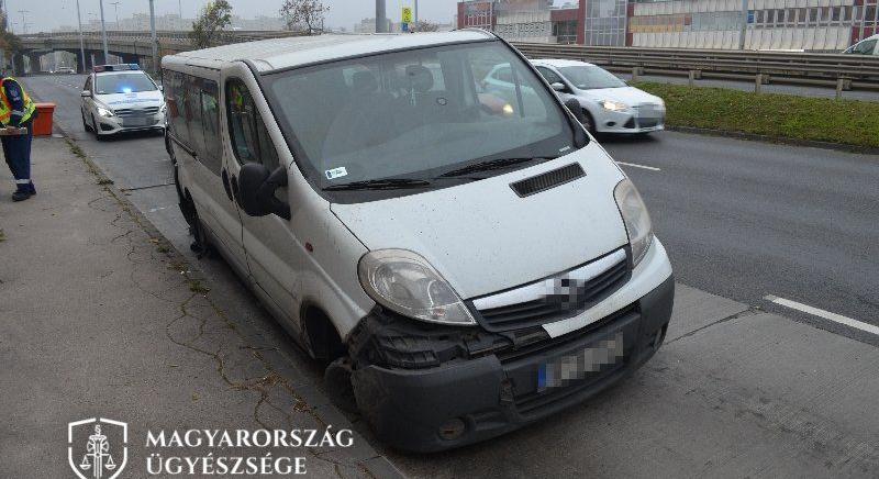 Részegen lopták el főnökük autóját Siófokon, amivel aztán balesetet okoztak Budapesten