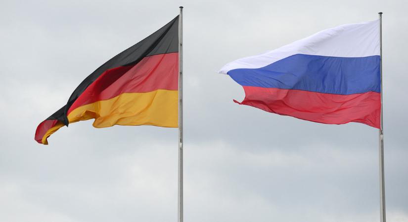 Az orosz katonai hírszerzésnek való kémkedéssel vádolnak egy német férfit