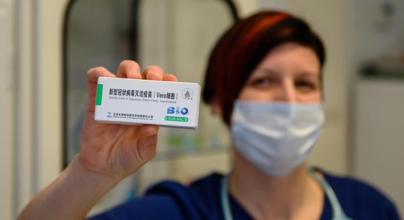 Megérkezett Veszprém megyébe a Sinopharm vakcina