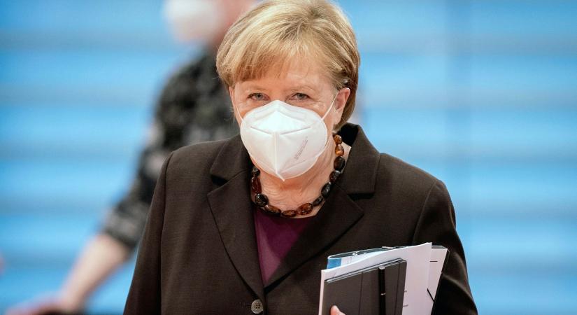 Merkel: Még a nyár előtt lesz oltási igazolvány az unión belül