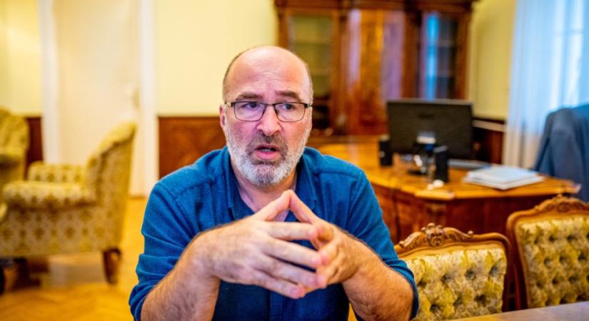 Pikó megkérdezte Cser-Palkovicstól, hogy a Fideszben miért nem hallgatnak rá