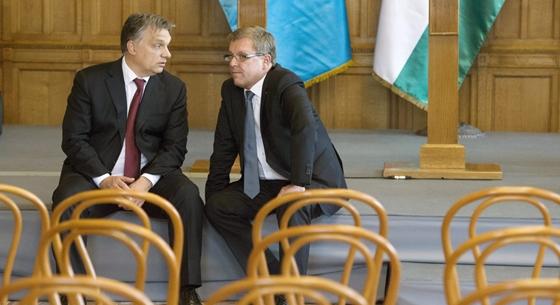 Az Orbán-kormánynak ki kellene fordulnia magából, hogy teljesítse Matolcsy ajánlását