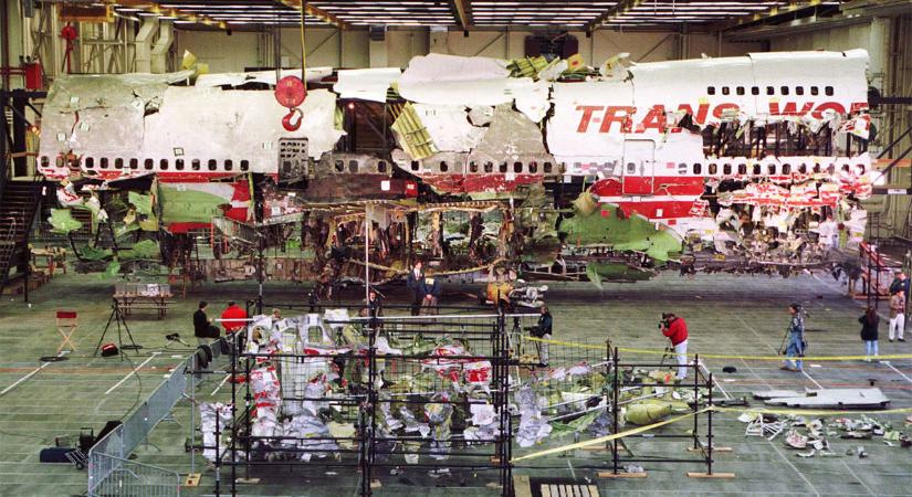 Megsemmisítik az 1996-ban lezuhant TWA Boeing 747-es maradványait