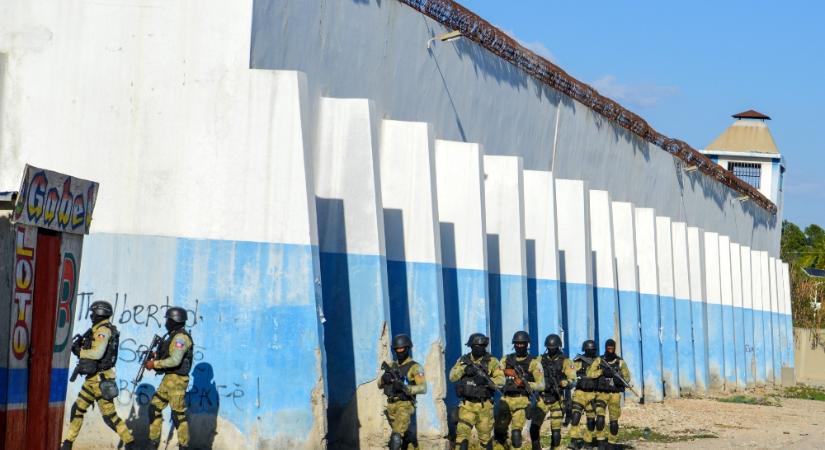 Több száz fegyenc szökött meg egy haiti börtönből