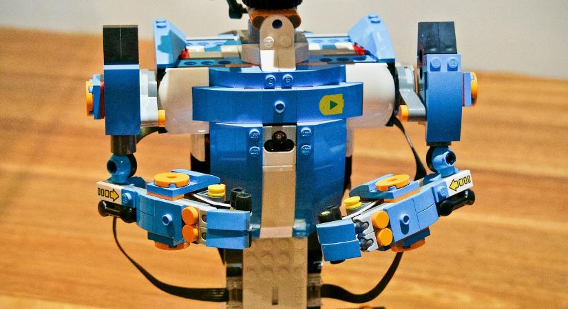 Robotokat építenek a geresdlaki kisdiákok