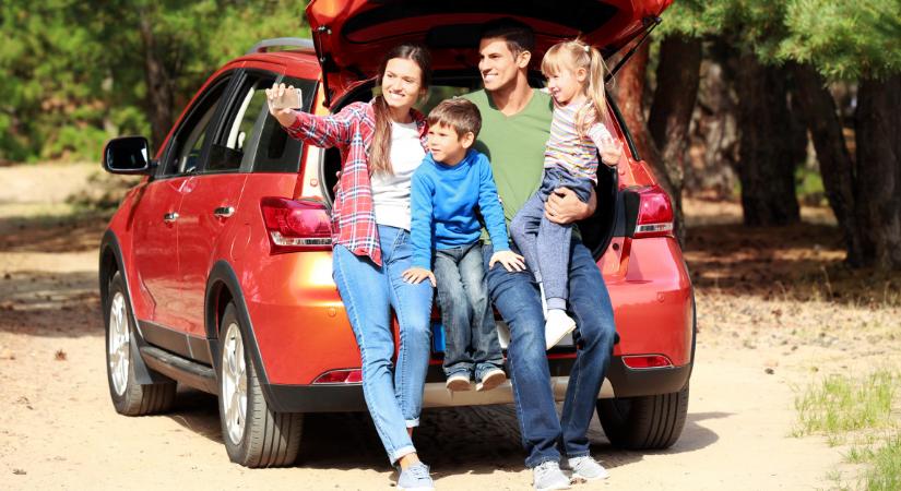 Autóvásárlási támogatás: sok család a 15-20 éves kocsiját tudta újra cserélni