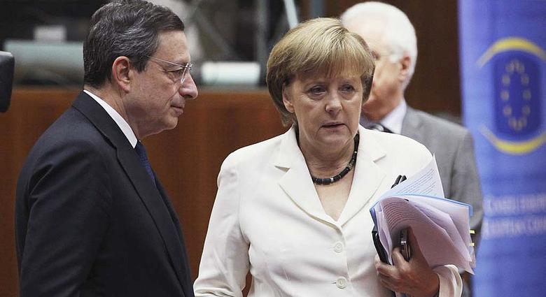 Már látszik, kinek adja Merkel a karmesteri pálcát