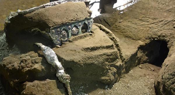 Újabb páratlan leletet találtak Pompejiben