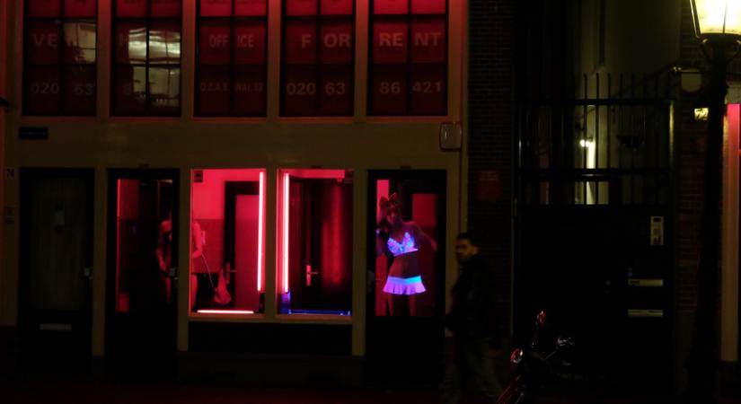 Így néz ki Amszterdam hírhedt vörös lámpás negyede: De Wallen máig az egyik legfőbb turistaattrakció