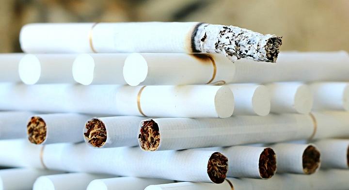 Félmillió doboz cigarettát találtak a pénzügyőrök Nagylaknál