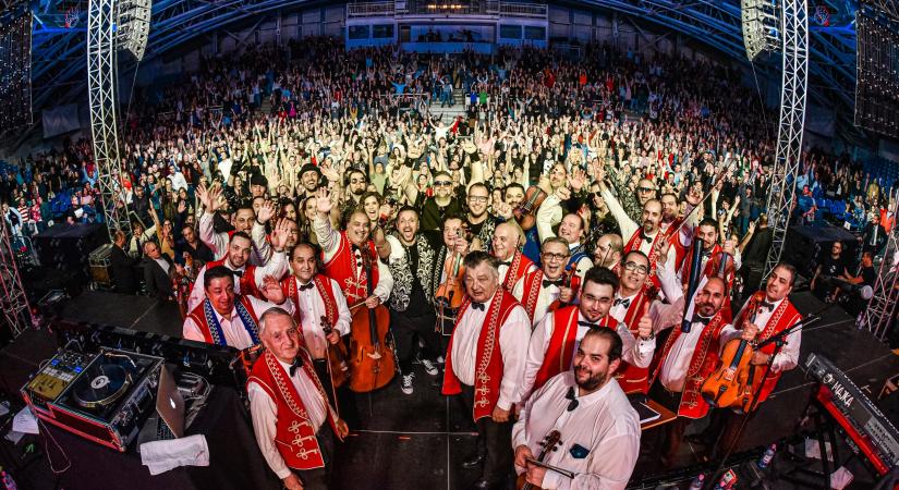 Váratlanul szembesült a megdöbbentő hírrel a híres magyar zenekar
