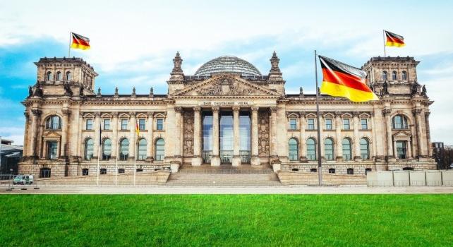 Hosszú évek alatt gyógyulhat a német gazdaságon ejtett seb