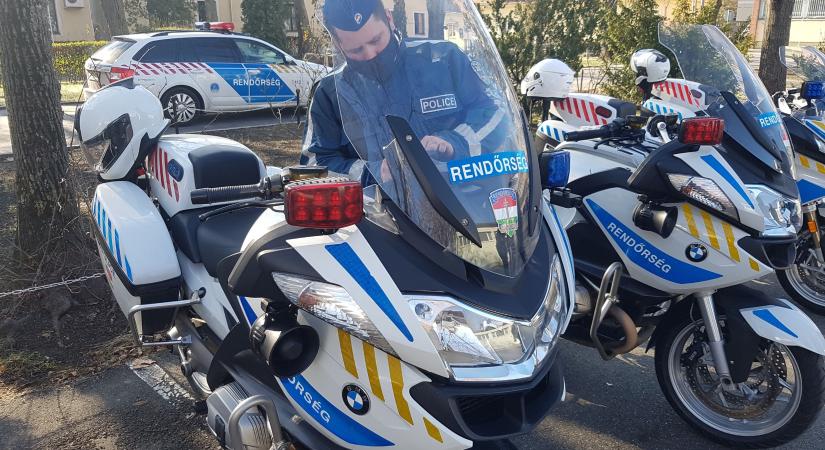 Nézzék meg, milyen motorokat használnak a Győr-Moson-Sopron megyei rendőrök! – galéria