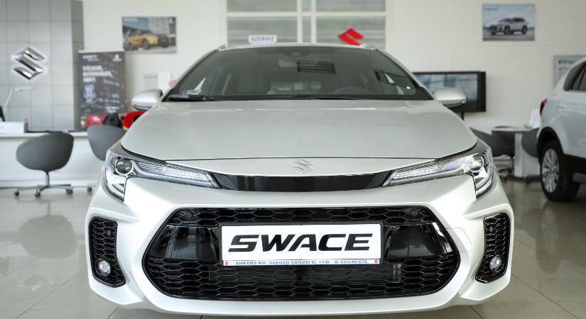 Bevált hibrid hajtással érkezett a Suzuki Swace