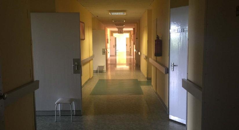 Annyian mondtak fel a Jahn Ferenc kórházban, hogy megszűnt az egyik belgyógyászati osztály, Tatabányán a sürgősségiről ment el mindenki