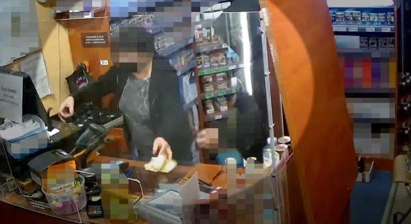 Késsel rabolta ki a dohányboltot, másnap hajnalban a segélyhívón feladta magát - videó