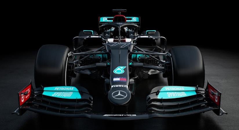 F1: Látványos változás a Mercedes új autóján
