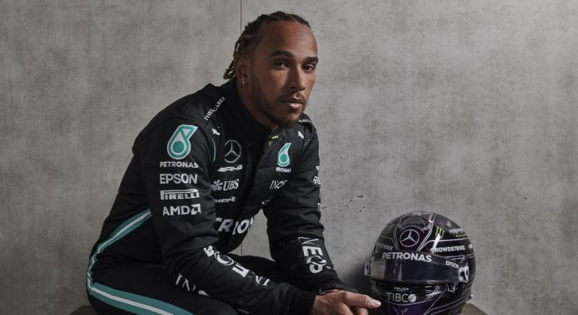 Hamilton elárulta, miért csak egy szezonra hosszabbított a Mercedesszel