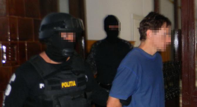Elkezdődött virtuálisan a gyilkos román doki pere