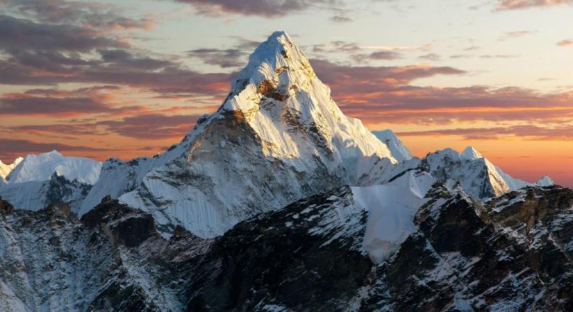 Mindenki rosszul tudta, mégsem a Mount Everest a világ legmagasabb hegye - íme az igazság