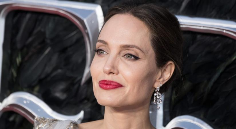 Angelina Jolie jelentős haszonnal adott túl Brad Pitt ajándékán
