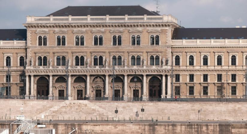A teljes magyar felsőoktatásra új finanszírozási rendszert vezet be a kormány