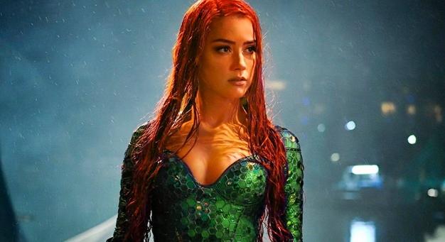 Óriási fordulat: Amber Heard mégis marad az Aquaman 2-ben!