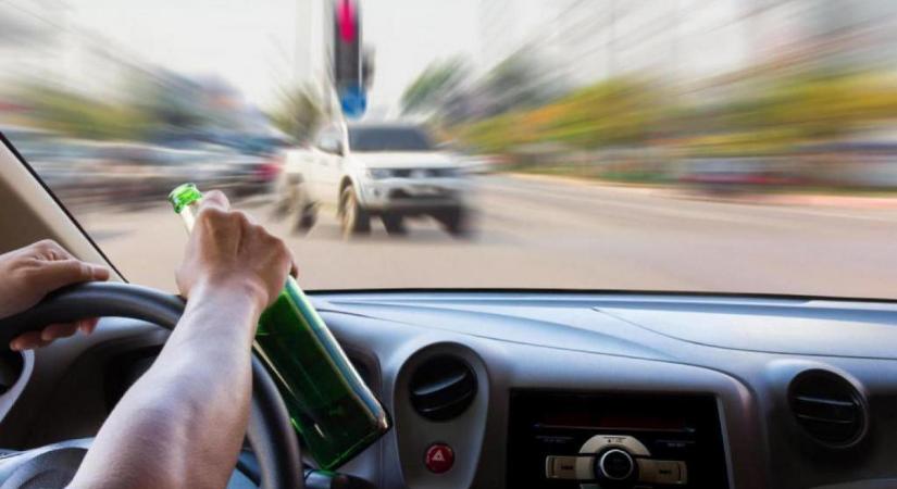 Anyagi káros baleset részese volt az ittas sofőr Szombathelyen