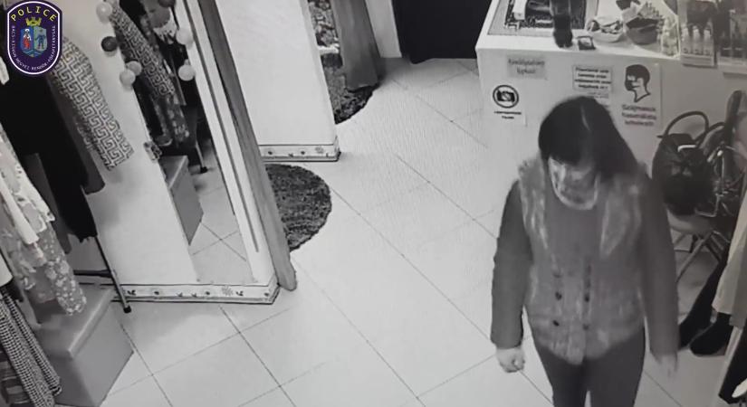 Köröznek egy kecskeméti nőt, aki más bankkártyájával vásárolt - videó