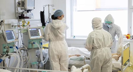 Tíz orvos és 50 ápoló távozott a győri kórházból