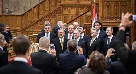 Jobbikos EP-képviselő a Néppárt-ügyről: A Fidesz „azt kapja, amit megérdemelt”
