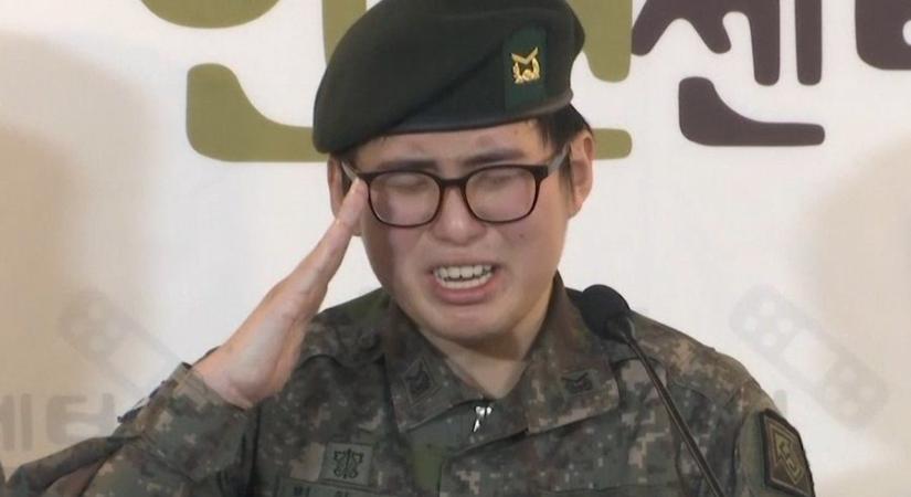 Holtan találták Dél-Korea első transznemű katonáját