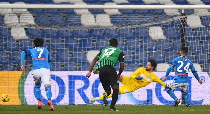 Serie A: két gól 11-esből a 89. perc után – 3–3 a Sassuolo–Napolin