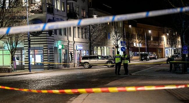 Több embert megkéselt egy férfi Svédországban, terrortámadás lehetett – fotók