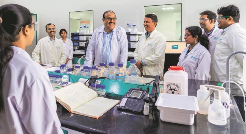 COVAXIN: Végső fázisban az indiai fejlesztésű COVID-vakcina
