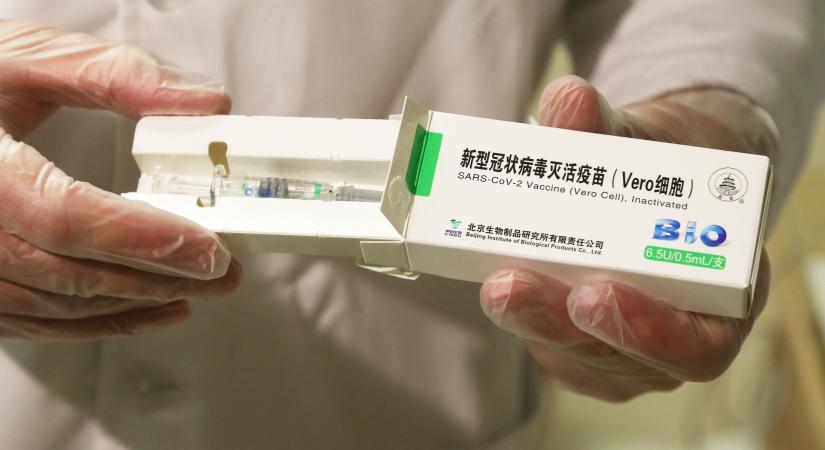 Csehország is bevásárol a kínai vakcinából